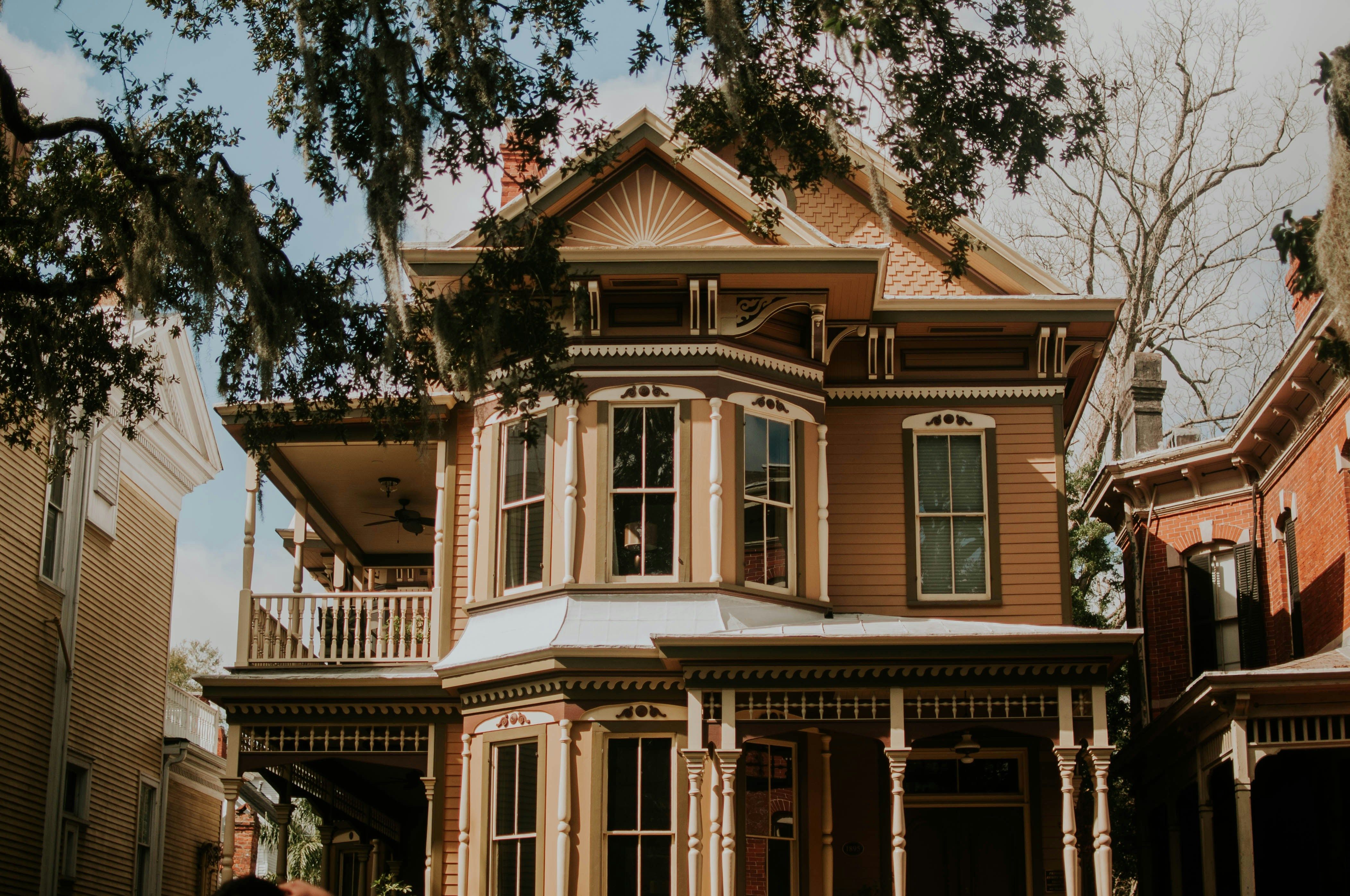 Auction finance built around the deadline and what you are actually buying.